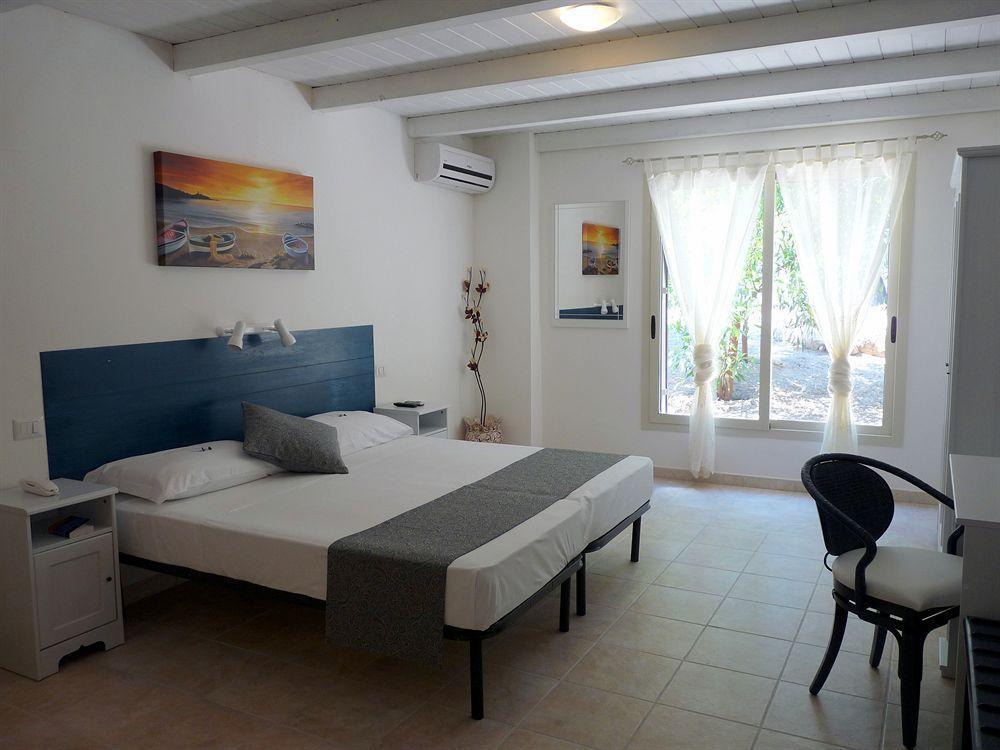 Hotel Aria Di Mare Marina di Ragusa Exterior photo
